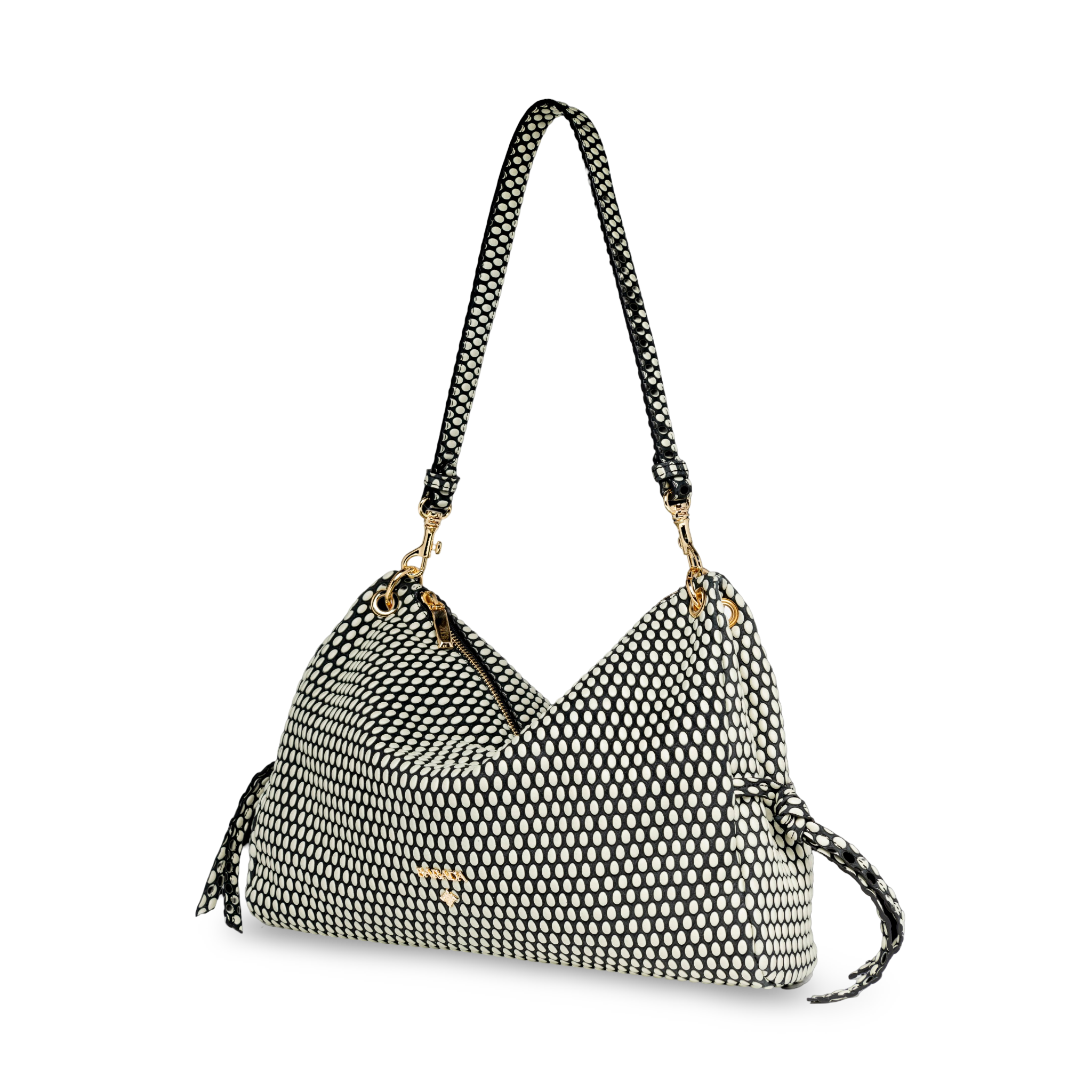 Hobo bag in sheepskin to carry luxury on a daily basis