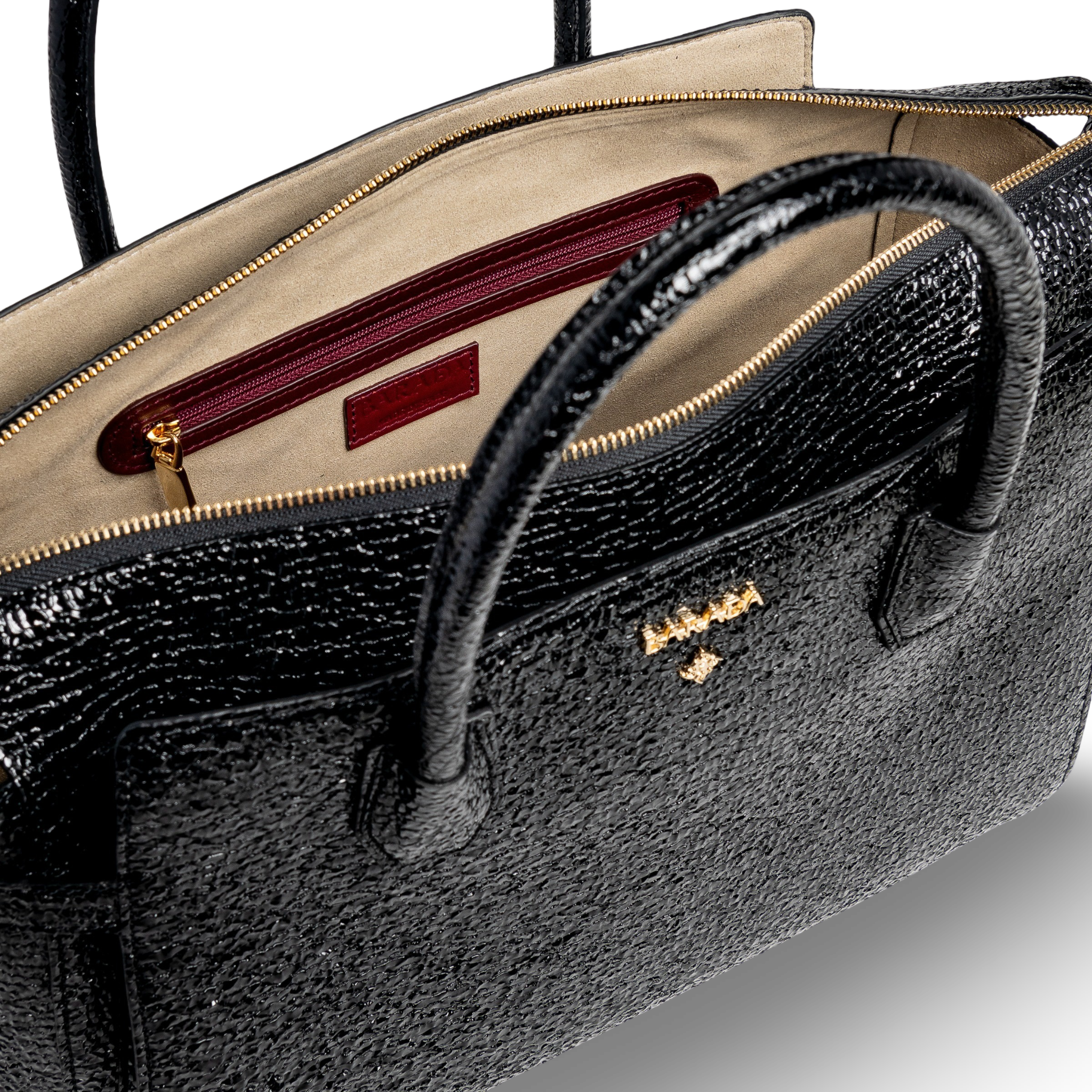 Ubrique leather handbag with patent leather finish