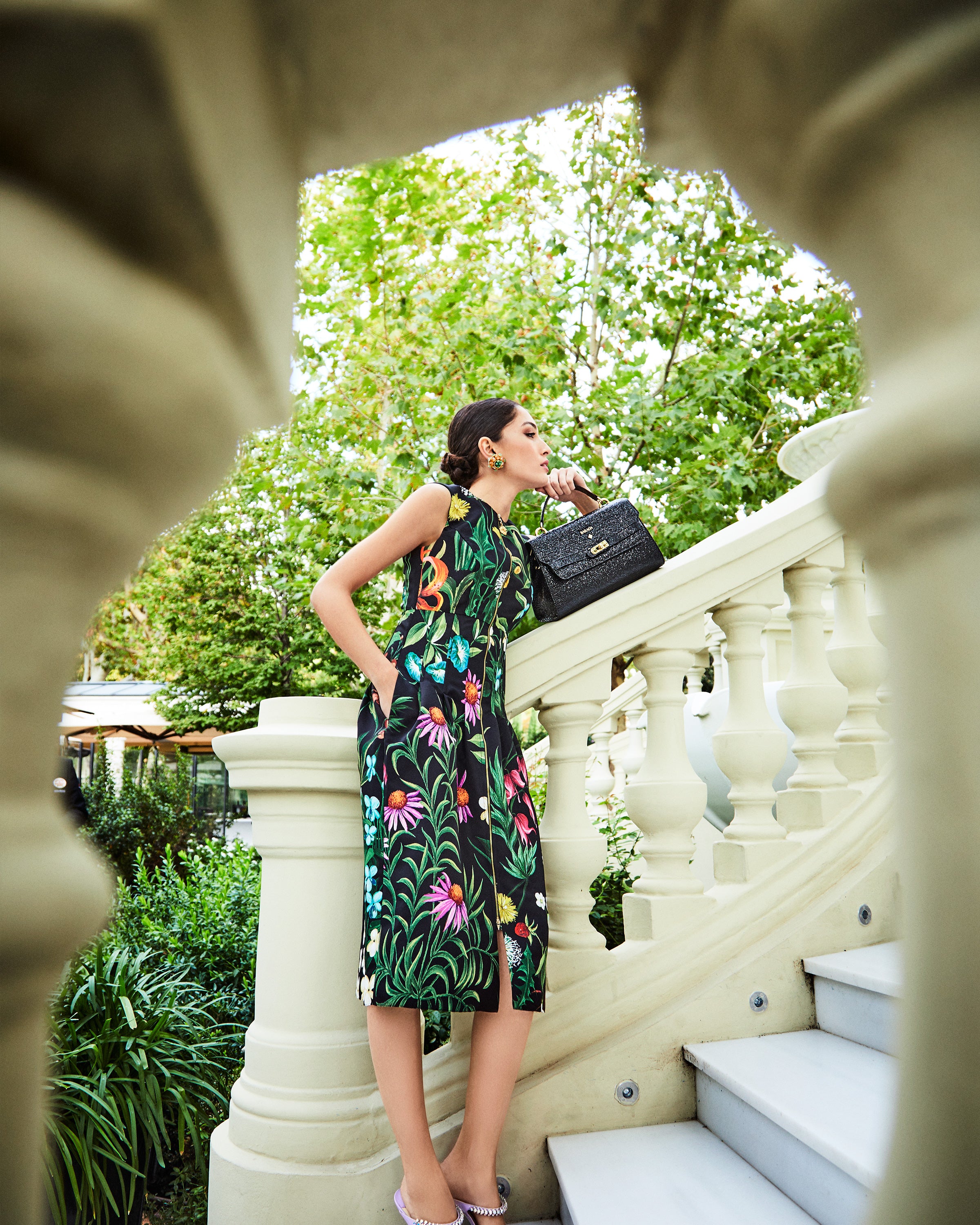 Versatilidad en cuero. Modelo con bolso artesanal