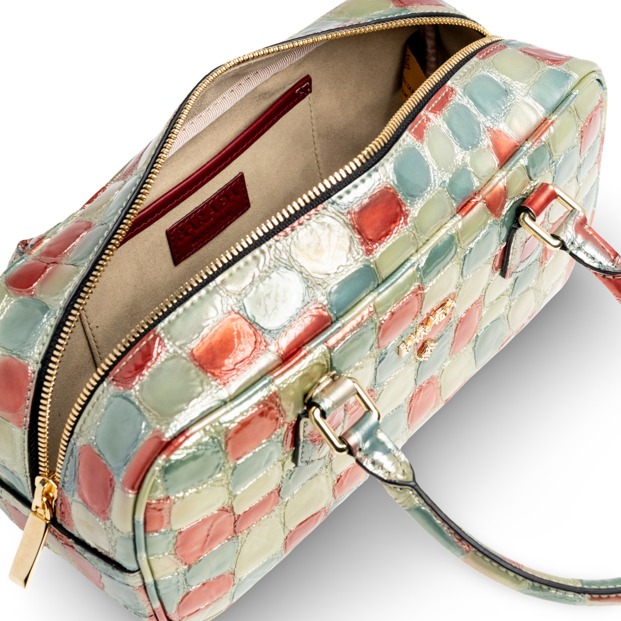 Goat leather baguette bag with a modern and elegant design