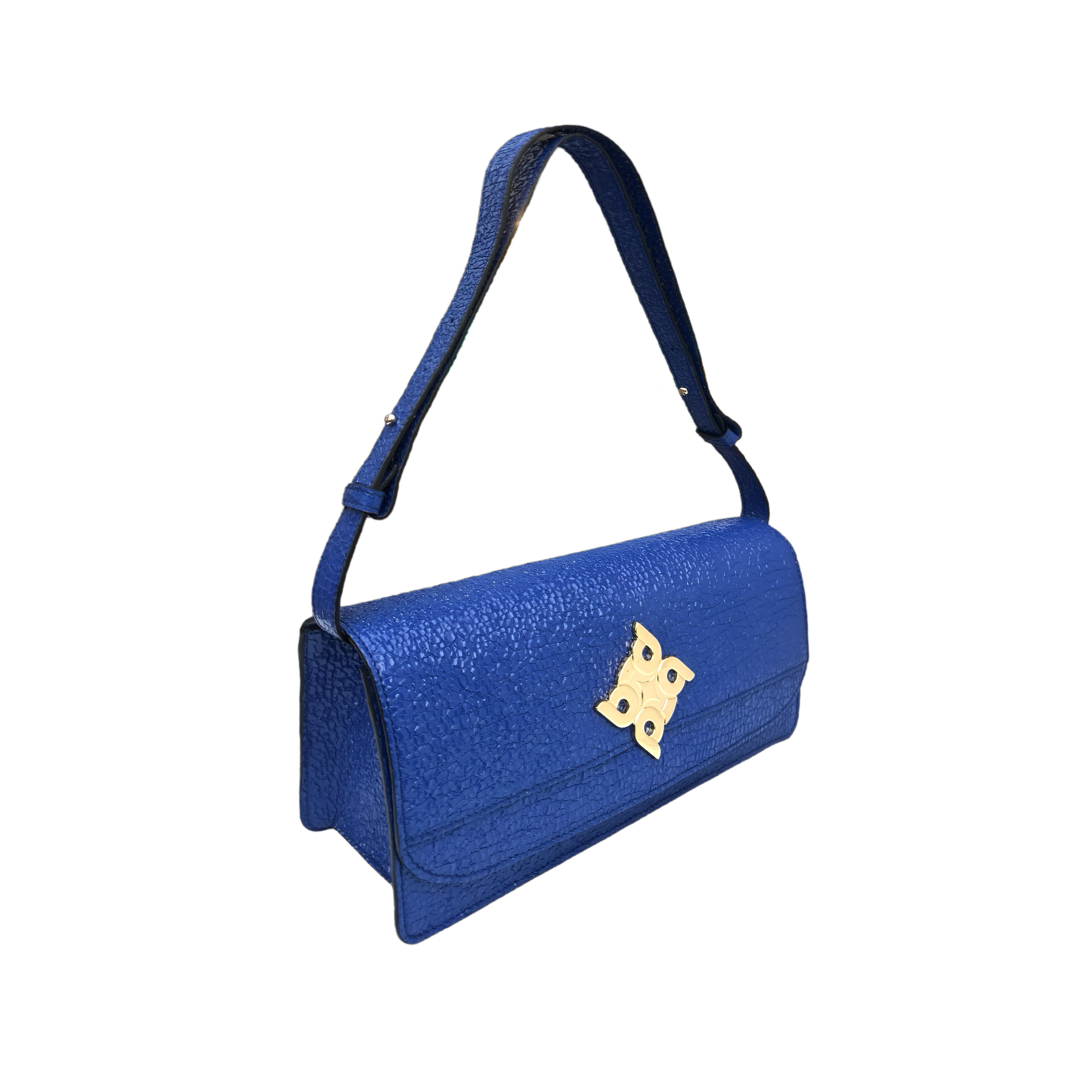 Handcrafted baguette bag in goatskin, elegance and exclusivity